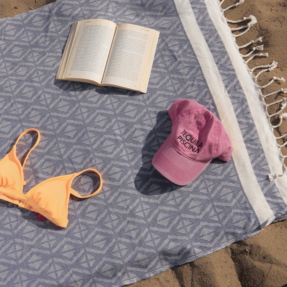 Navy Blue Turkish Towel Soft Wrap Beach Towel Picnic Blanket Runner NWT